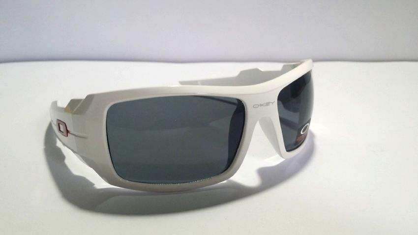 Stylish White Framed Sunglasses - Light Black