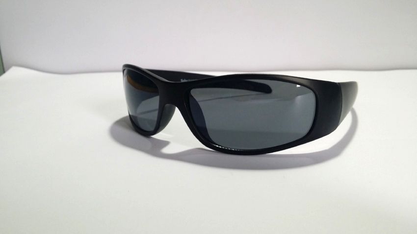 Stylish Black Framed Sunglasses for Men