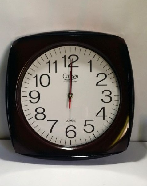 Stylish Square Wall Clock - Style 1