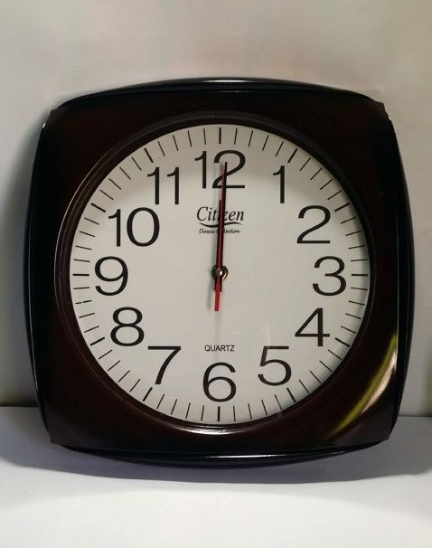 Stylish Square Wall Clock - Style 1