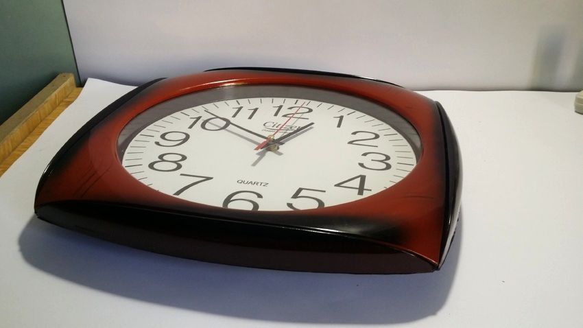 Stylish Square Wall Clock - Style 2