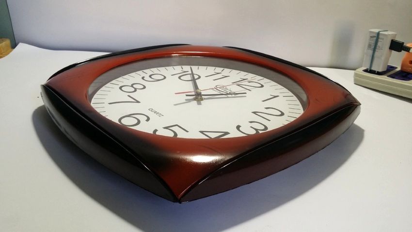 Stylish Square Wall Clock - Style 2