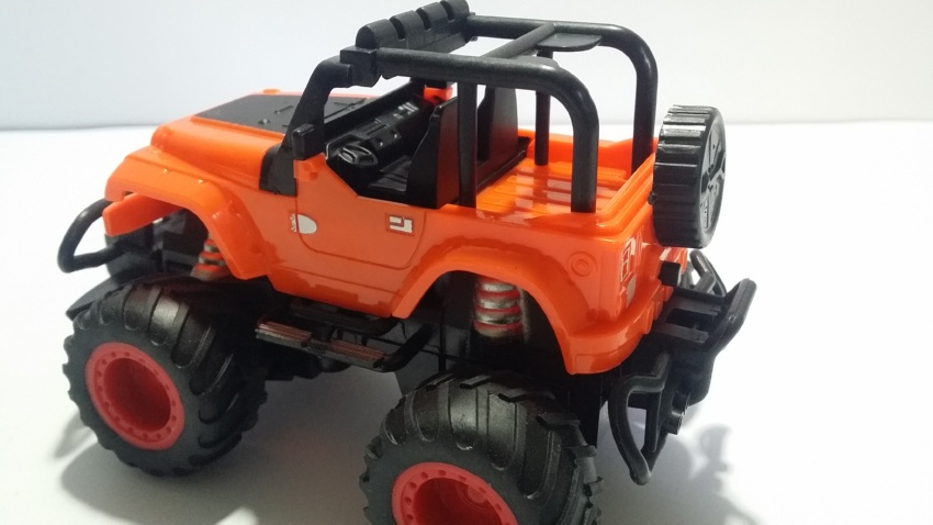 Remote Control (RC) Fast Jeep Toy with Lights