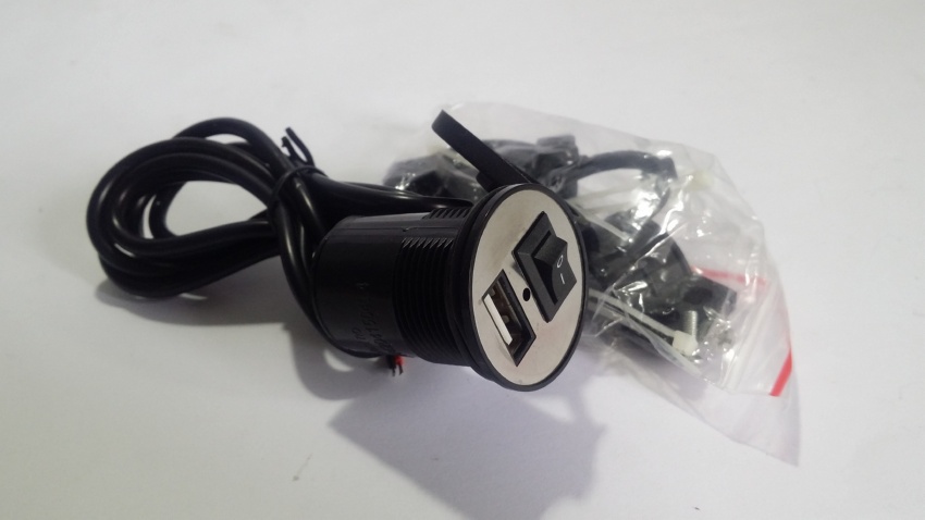 Bike Mobile Phone Charger with On/Off Button