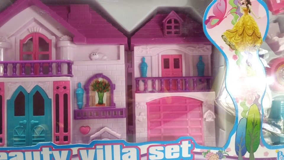 Beautiful Model House for Girls - Large Size