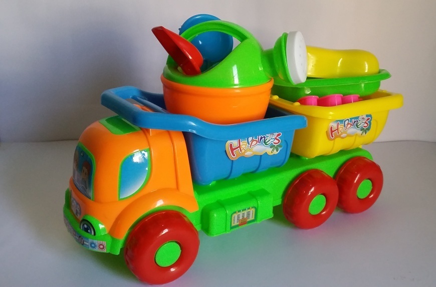 High Quality Beautiful Toy Truck with Sand Tools