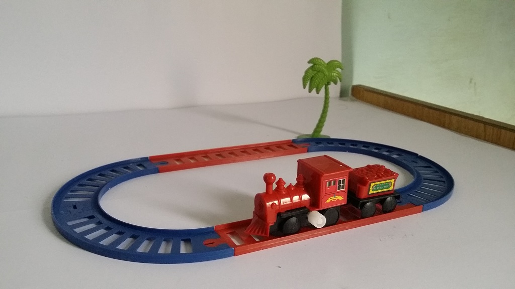 Cute Colorful Little Train Set (Key based)